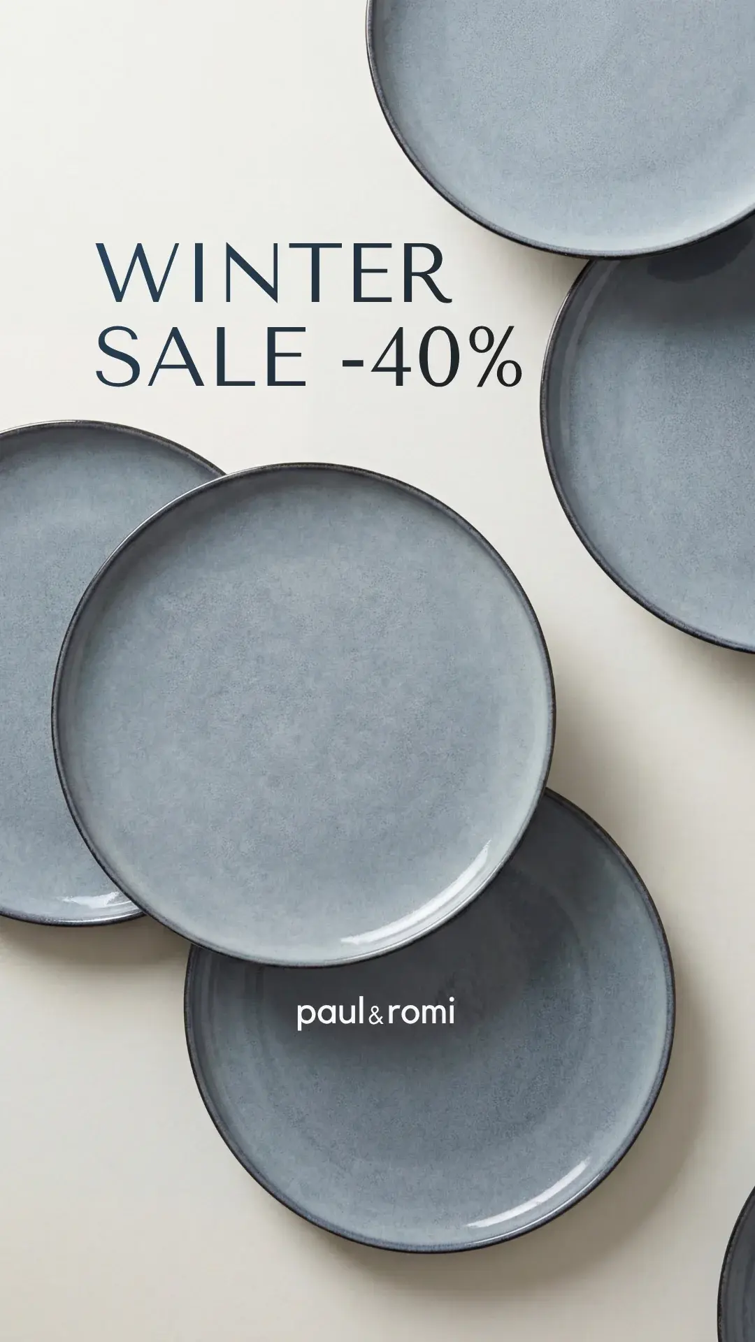 Anzeige fuer handgemachtes Geschirr mit dem Schriftzug Winter Sale minus 40 Prozent